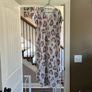 Women’s Large Short Sleeve Dress